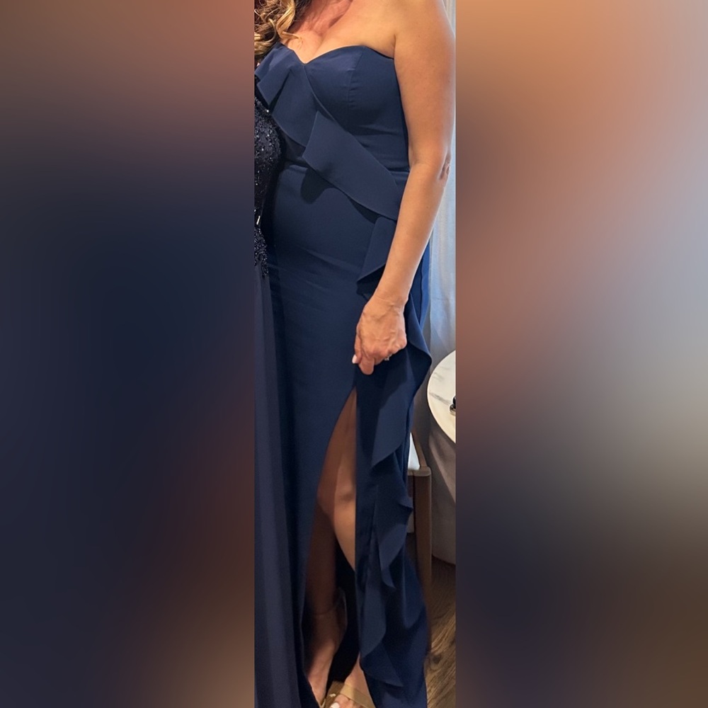 Aidan Mattox Ruffled Column Gown - Picture 4 of 4